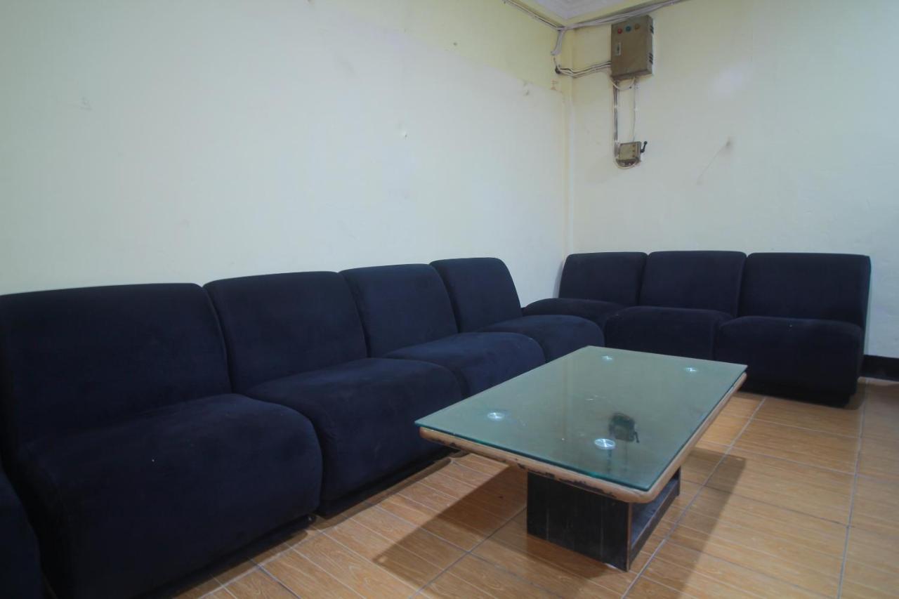 Spot On 2305 Andys Nur Penginapan Dumai Εξωτερικό φωτογραφία